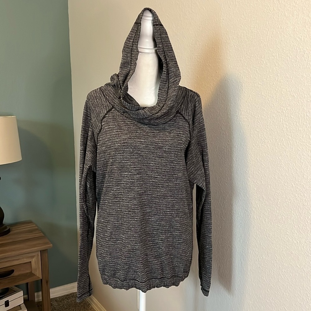 Lululemon Healthy Heart Pullover Pique Black/White *Estimated Size Small